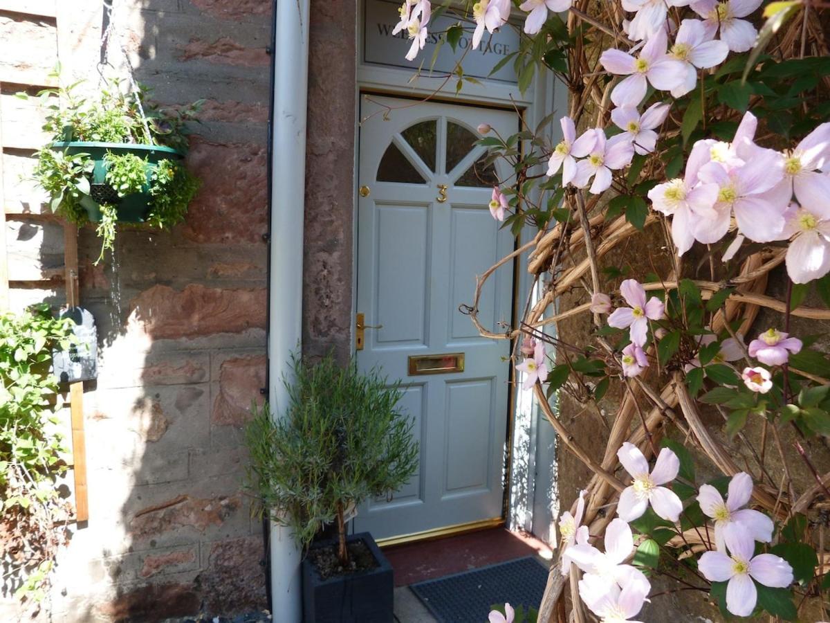 אינברנס Wee Ness Cottage מראה חיצוני תמונה